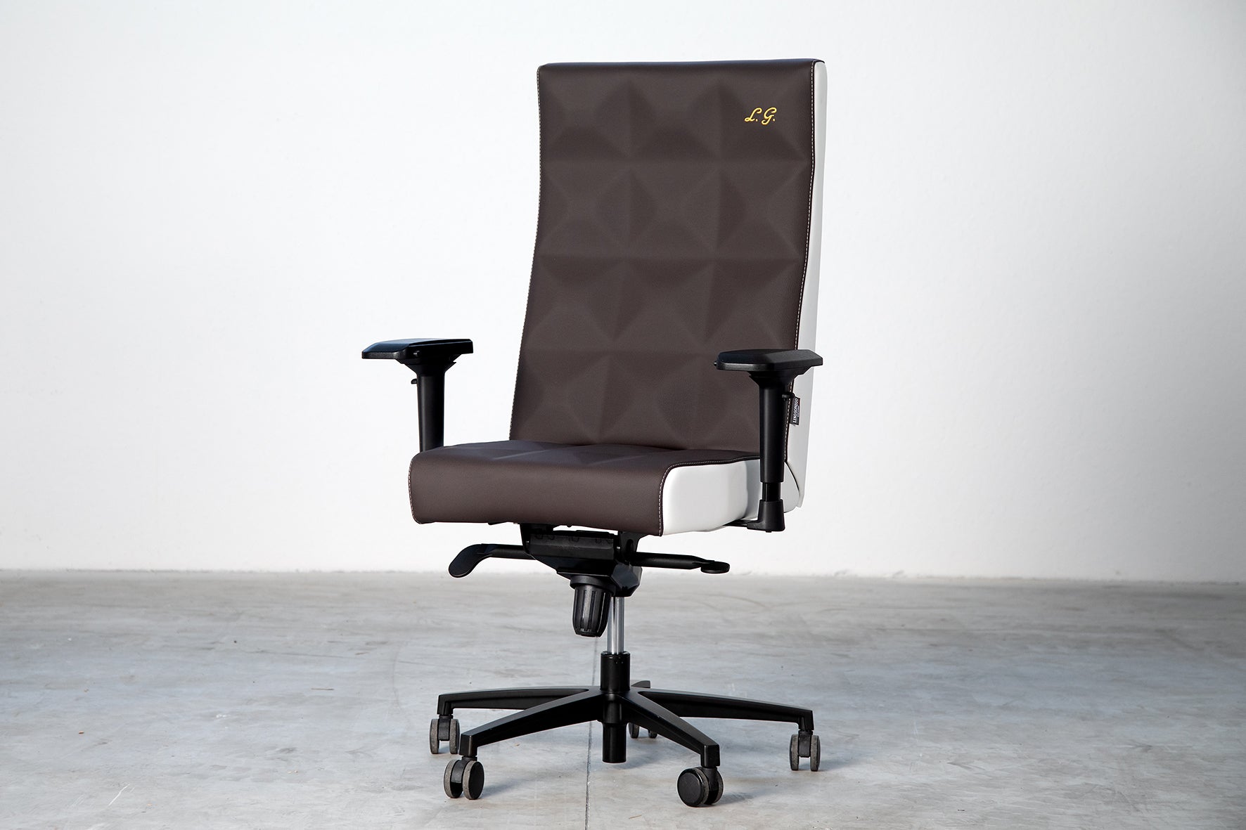 Un'eccellenza nel design di poltrone ergonomiche proiettata verso il futuro